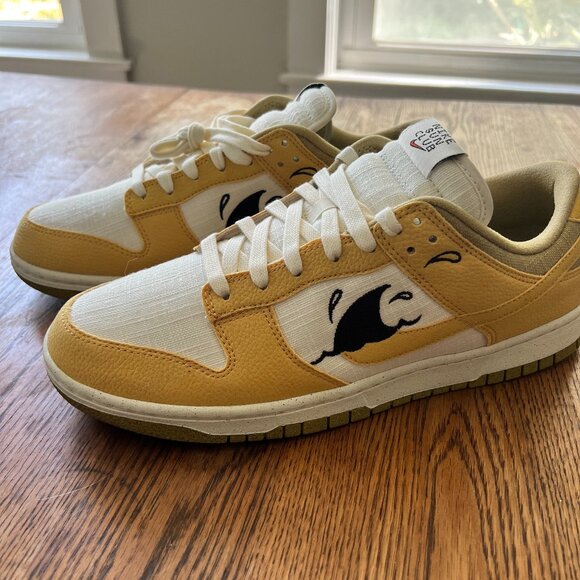 Nike Dunk Low Sun Club - Picture 1 of 8